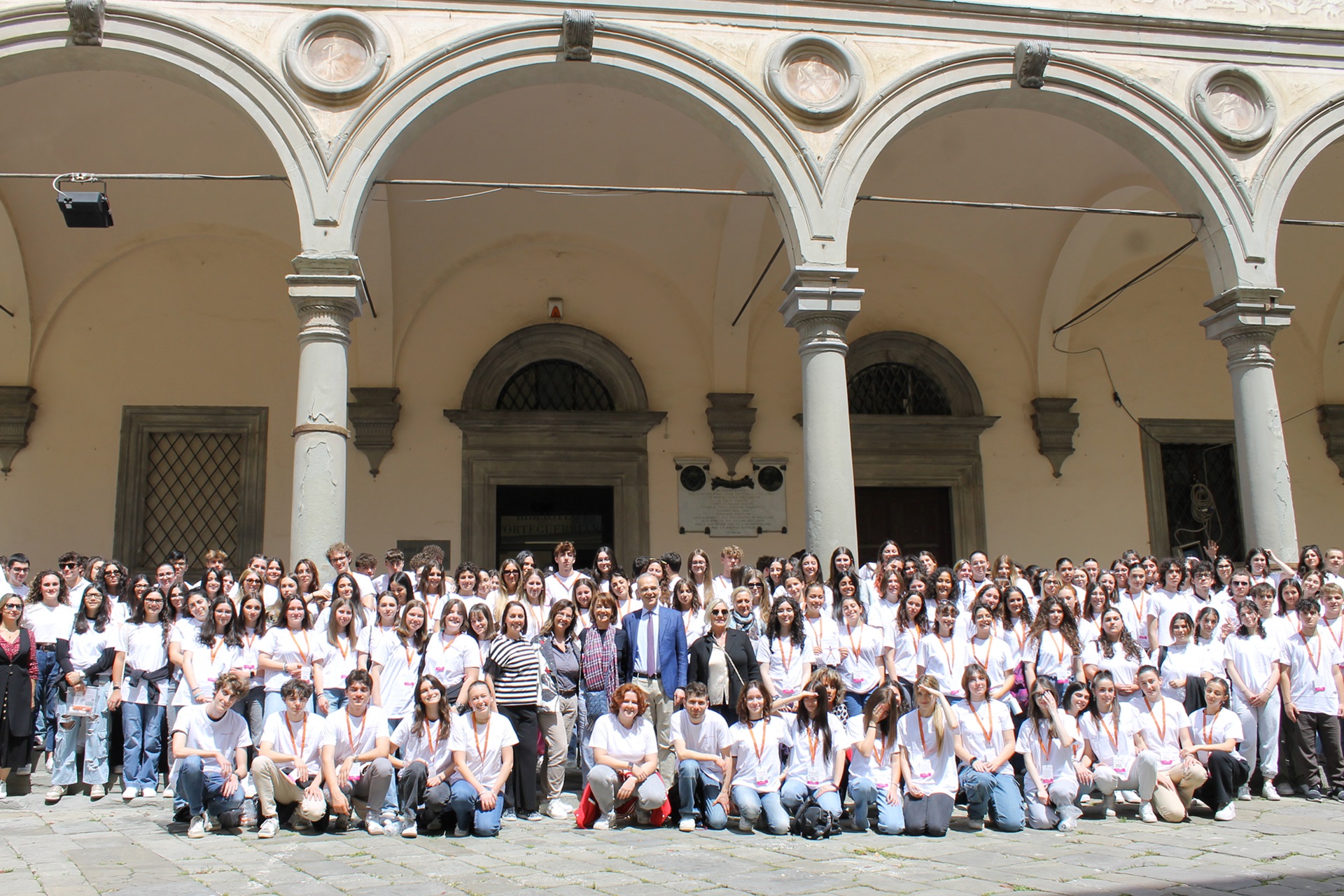 340 giovani volontari per i Dialoghi di Pistoia